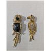 Image 1 : 2 parrot brooches