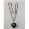 Image 4 : 2 gold tone necklaces