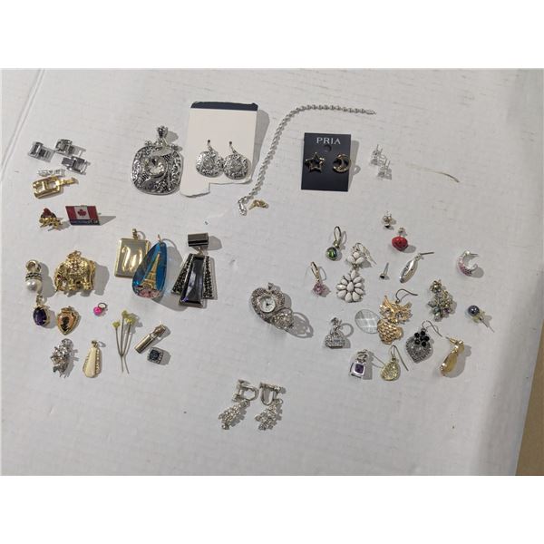 Pendants, pins, earrings, extras