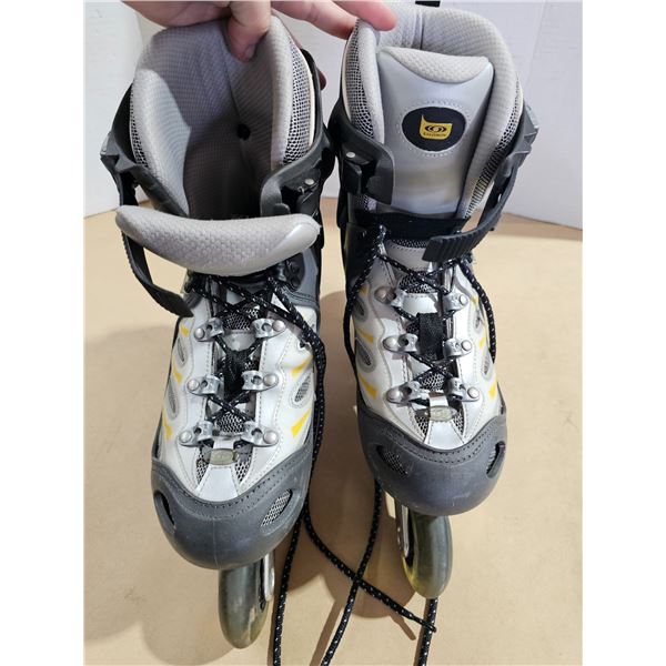Women’s Size 9 Roller Blades