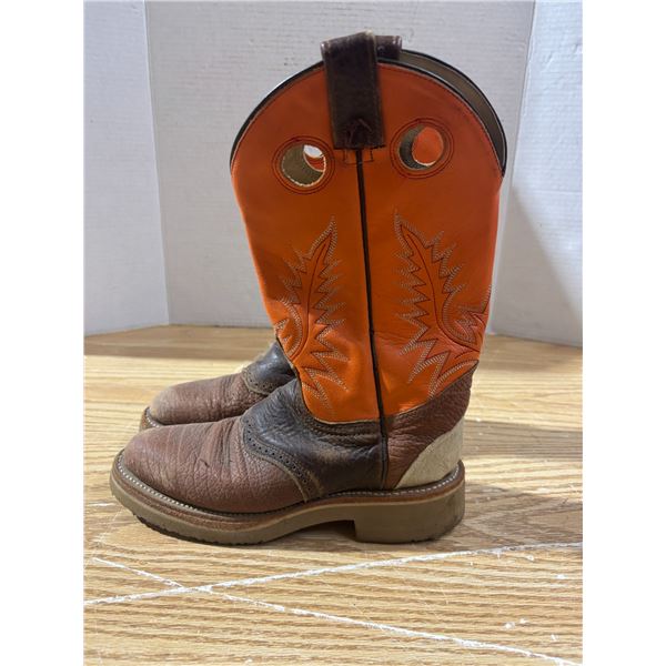 Size 5 kids cowboy boots