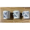 Image 4 : (3) cups and (2) plates same design