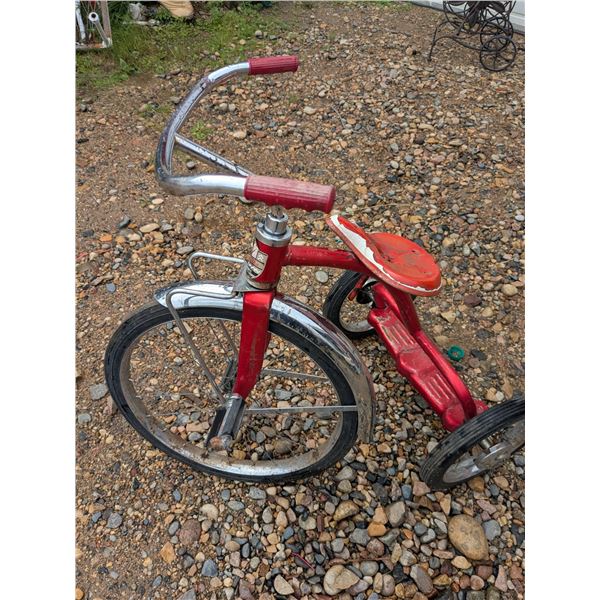 Vintage Hiawatha tricycle