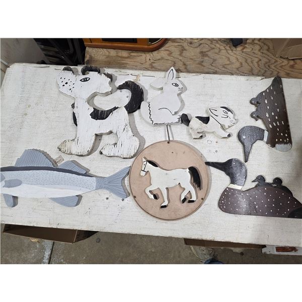 Garden décor items