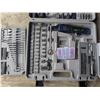 Image 3 : Hand tool set in plastic carry case