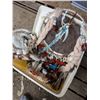 Image 2 : Short 18" hamper with décor and size 10W shoes