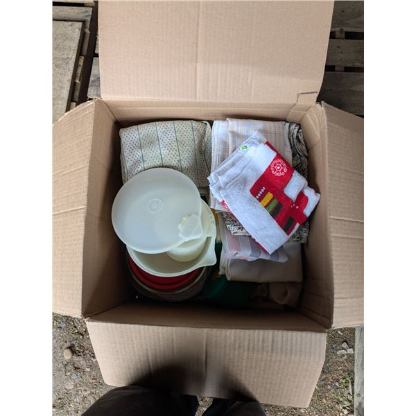 kitchenware - vintage tupperware and pyrex