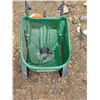 Image 2 : Scotts seeder