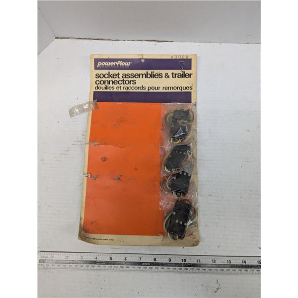 4- trailer wiring harness connectors, in original packaging