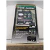 Image 2 : Trunk locker, vehicle storage