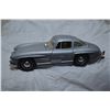 Image 1 : Mercedes Benz Diecast Car