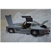 Image 3 : Mercedes Benz Diecast Car