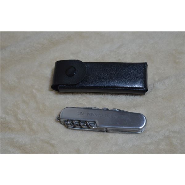 Multitool in Pouch
