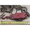 Image 3 : (2) Red Iron Pulley with hook and rope.