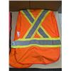Image 3 : 2 reflective safety vests, 1 mesh, 1 fabric