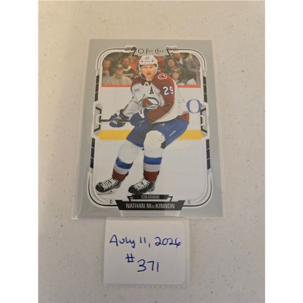 Nathan MacKinnon Hockey Card