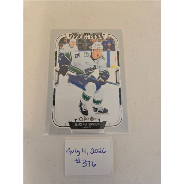 Elias Pettersson Rookie Card
