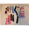 Image 1 : Assorted Hair Accessories