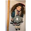 Image 1 : Vintage Leonardo Collection Porcelain Doll
