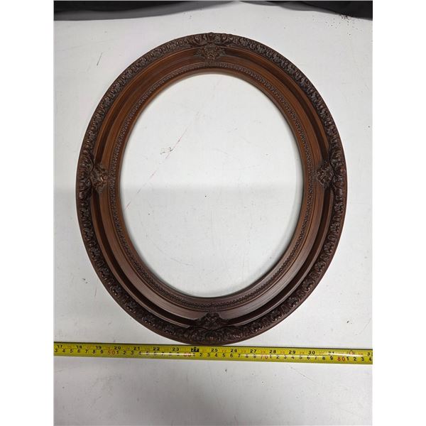 Oval wooden picture frame-11.5" by 9.5"