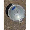 Image 1 : Vintage bread pan