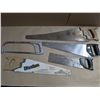 Image 1 : 5 handsaws,