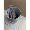 Image 1 : 5 gallon pail gate and door hardware