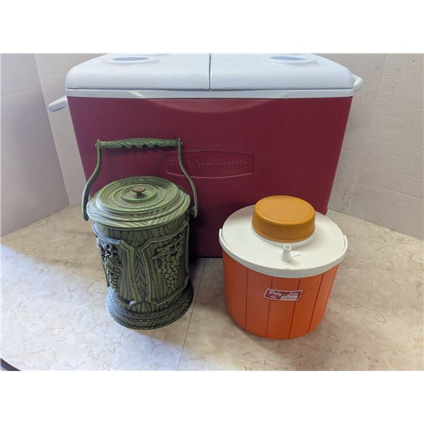 rubbermaid cooler with vintage plastic insulated ice bucket and drink dispenser