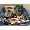 Image 2 : laundry basket of home décor plus household items