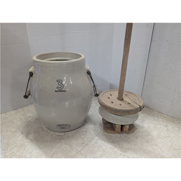 Medelta, 3 gallon, ceramic butter churn, excellent condition.
