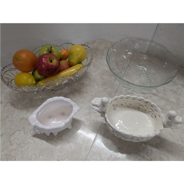 2 glass fruit bowls with fake fruit, 2 ceramic/porcelain candy dishes