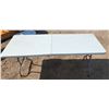 Image 2 : 6' plastic folding table