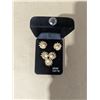Image 4 : mixed lewellery, leather, floral, pearl like