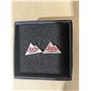 Image 6 : domino set, nailcare set, novelty coin,