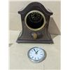 Image 1 : mantle clock, battery powered, as is.