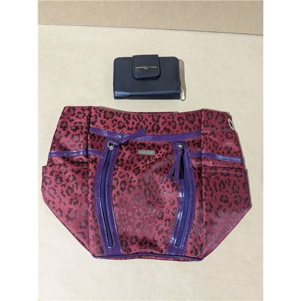 Miche handbag, no strap or handle