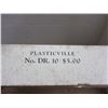 Image 3 : Plasticville Miniature Railroad Accessories (Built to a scale of 1/4)