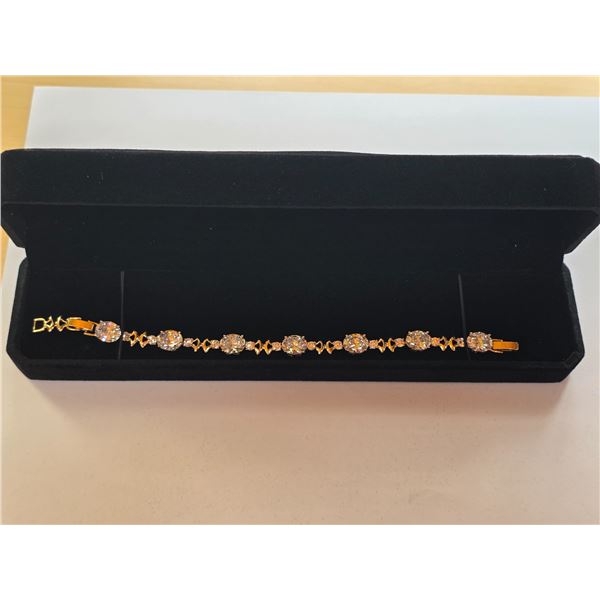 NEW 18K Gold Plated 28.0tcw Oval Cut Bracelet