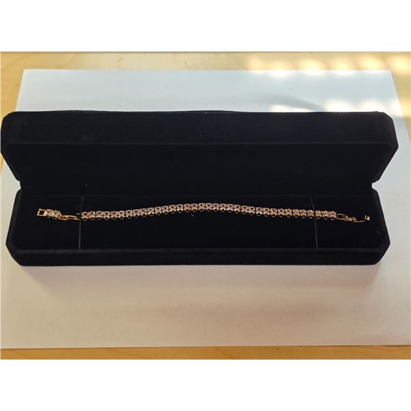 NEW 18K Gold Plated Princess Tennis Bracelet