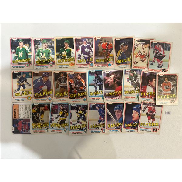 1981-82 OPC Hockey Cards (25)