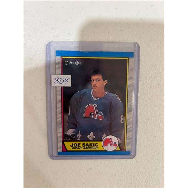 Joe Sakic - Rookie Card