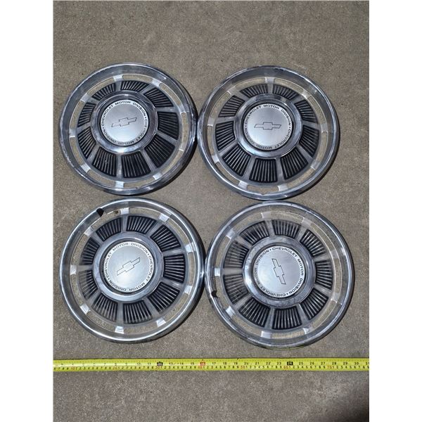 Lot of (4) Chevy Hubcaps