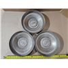 Image 5 : (3) Chevy Hubcaps