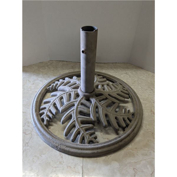 cast iron umbrella stand