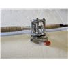 Image 3 : vintage rod and reel