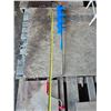 Image 1 : Hand ice auger