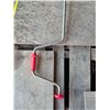 Image 3 : Hand ice auger