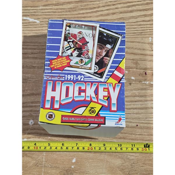 Box of o-pee-chee 1991-92 hockey cards