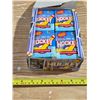Image 3 : Box of o-pee-chee 1991-92 hockey cards