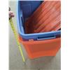 Image 3 : 2 totes with lids